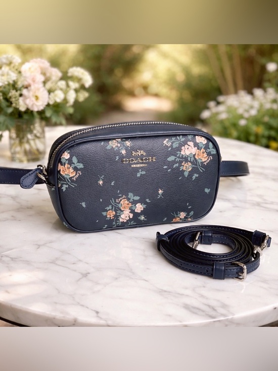 Coach Belt Bag Convertible Crossbody Bag With Rose Bouquet Print EUC - Picture 3 of 7